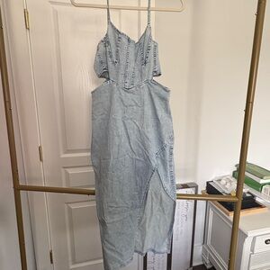 Elegant Light Blue Strapless Dress